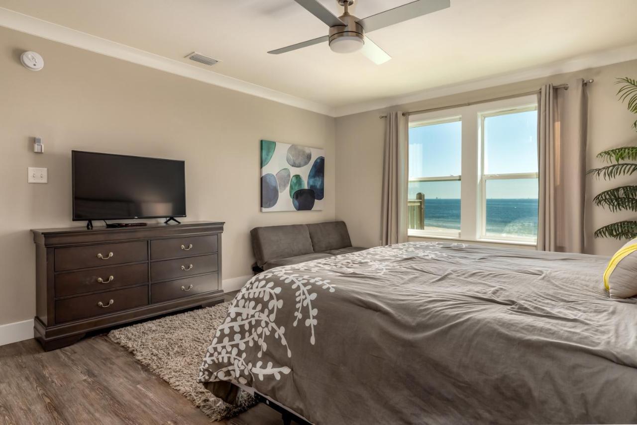 Island Time IV - Pet Friendly! Private Heated Gulf Facing Pool - Covered Porches And Sundecks - This Amazing Home Has It All! Home Dauphin Island Exterior photo